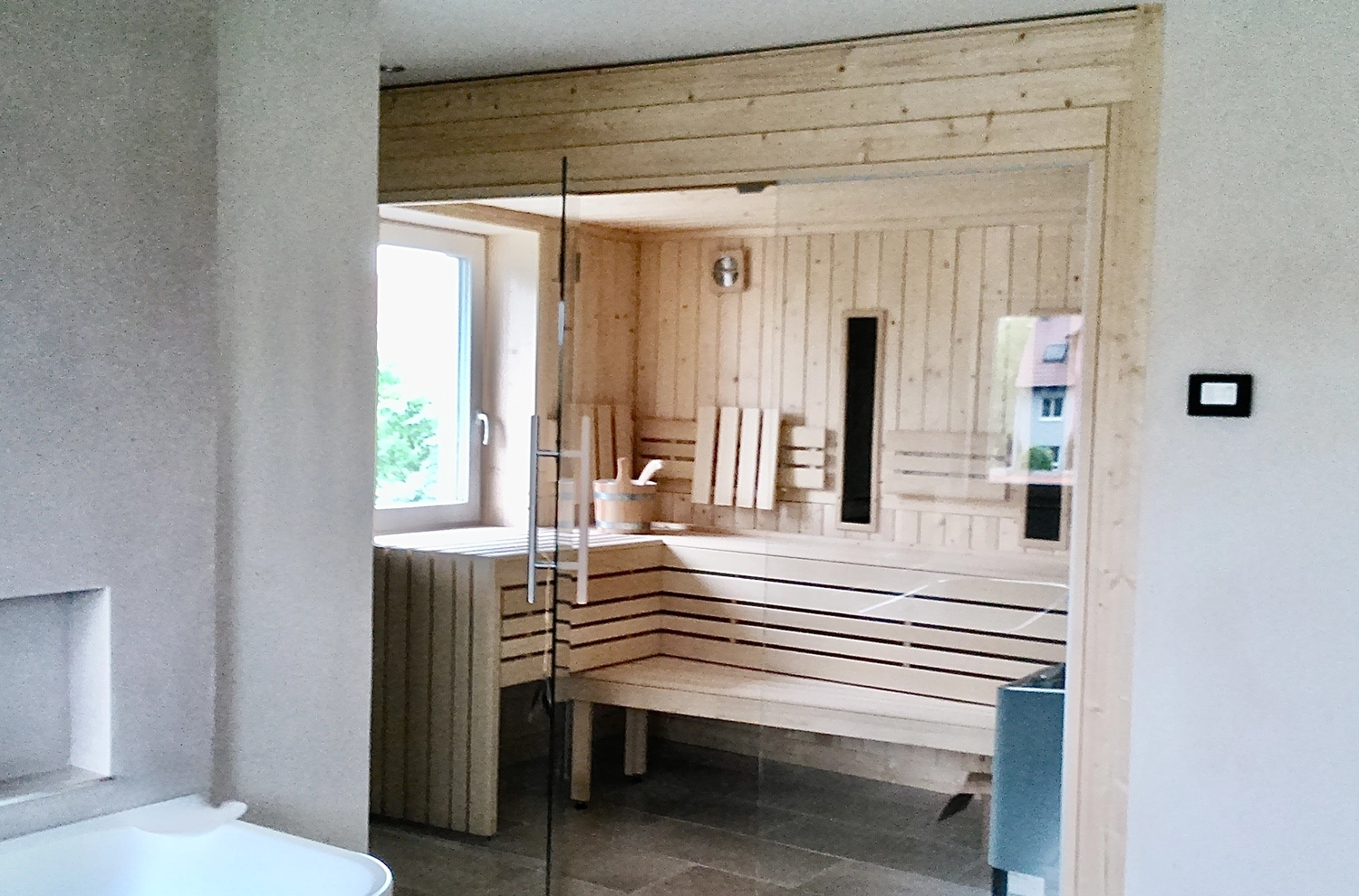 Sauna Stegmann - Wellness & More - Individuelle Sauna mit Dachschräge im Rhein-Main-Gebiet