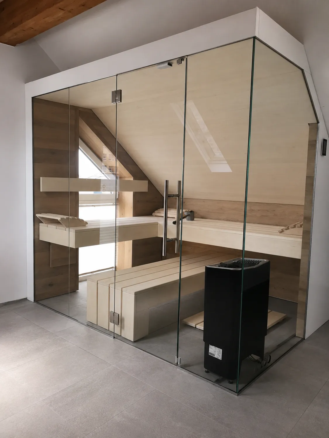 Sauna Stegmann - Wellness & More - Individuelle Sauna mit Dachschräge im Rhein-Main-Gebiet